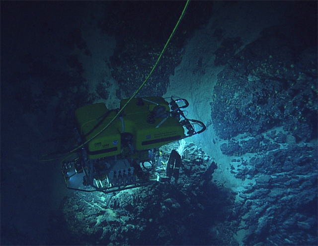 Nautilus ROV on dive