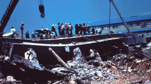 Rescue efforts at Hospital Juárez de México after 1985 Mexico City earthquake