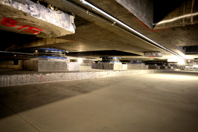 seismic retrofitting on Pasadena City Hall